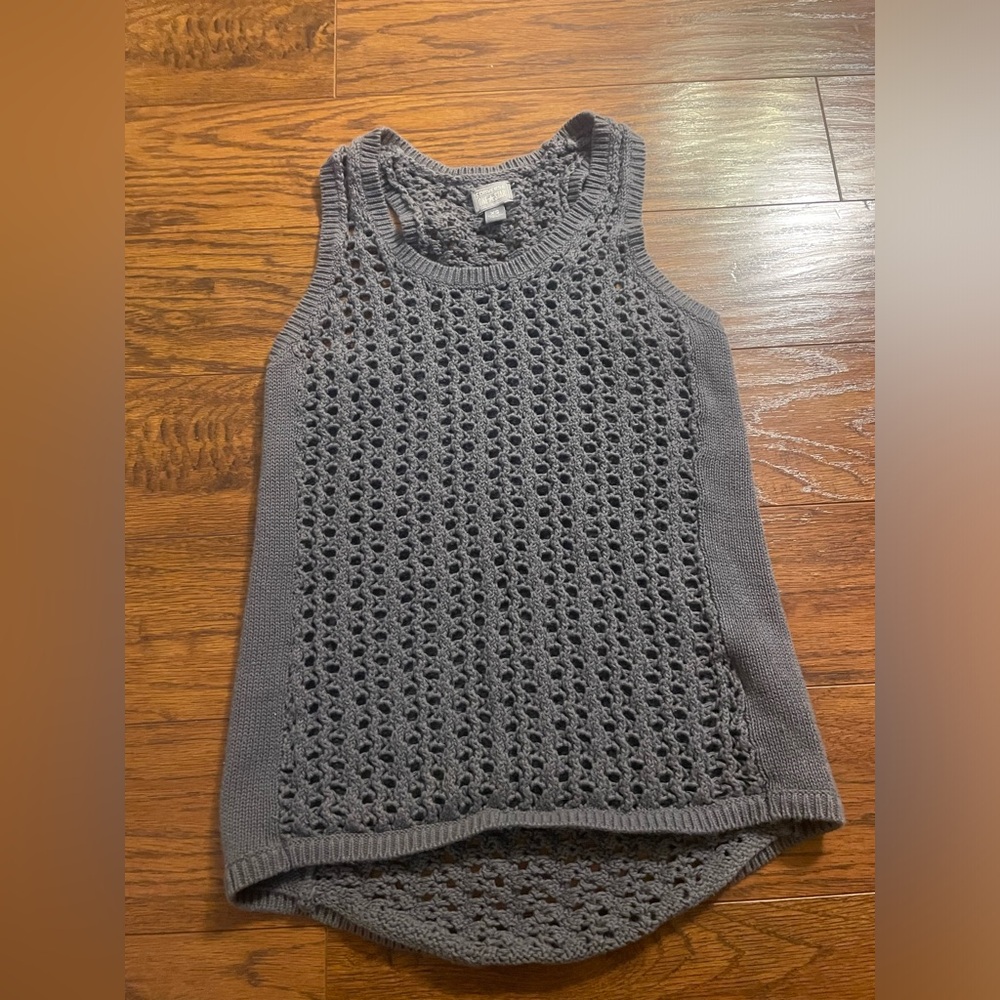 Converse crochet tank